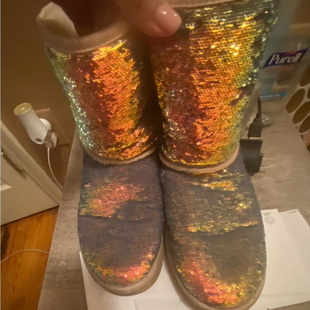 Fairly new Uggs
